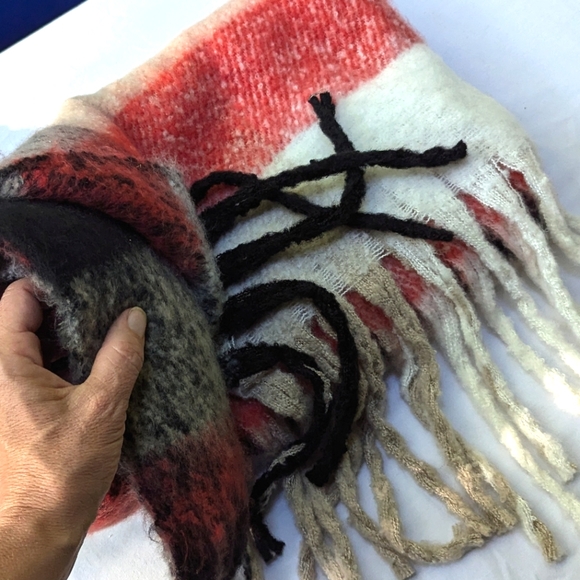 Oversized Plaid Fuzzy Scarf with Big Fringe - Picture 2 of 9